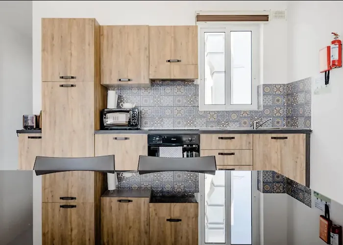 F12 1, Private Two Single Beds Shared Bathroom In Shared Flat Privat bolig *