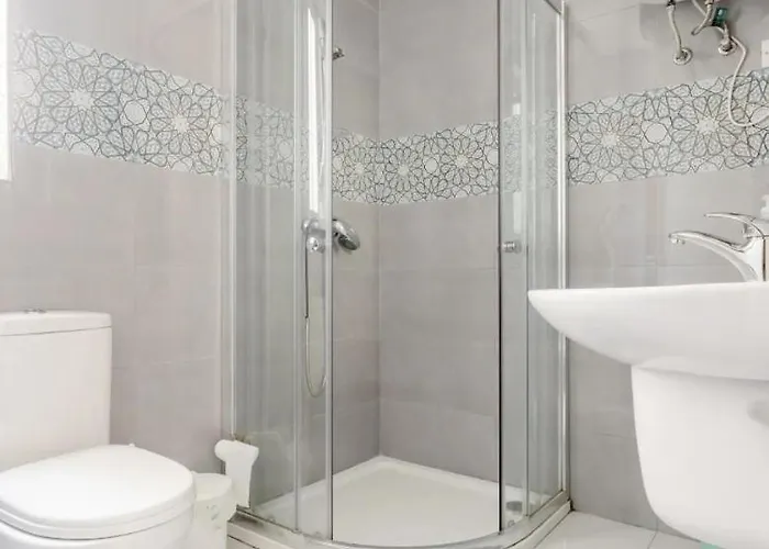 F12 1, Private Two Single Beds Shared Bathroom In Shared Flat Privat bolig Msida